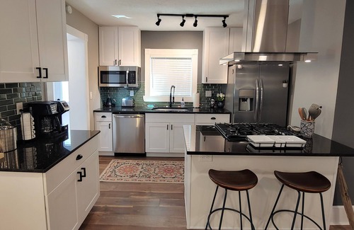 Downtown Albuquerque House | Modern Adobe-Style Retreat Between Downtown & Old Town Albuquerque
