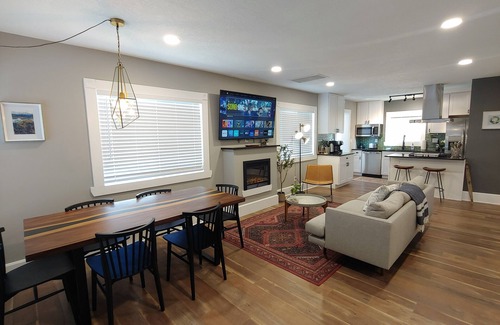 Downtown Albuquerque House | Modern Adobe-Style Retreat Between Downtown & Old Town Albuquerque