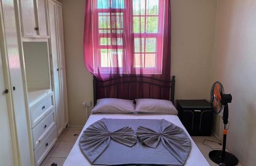Giraudel House | Modern Air Conditioned Home For Family & Adventure