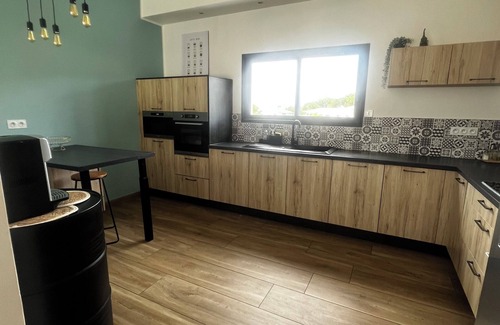 Malves-en-Minervois Villa | Modern air-conditioned villa with swimming pool