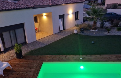 Malves-en-Minervois Villa | Modern air-conditioned villa with swimming pool