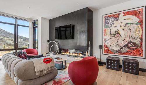 Snowmass Village Apartment | Modern Alpine Haven with Private Decks