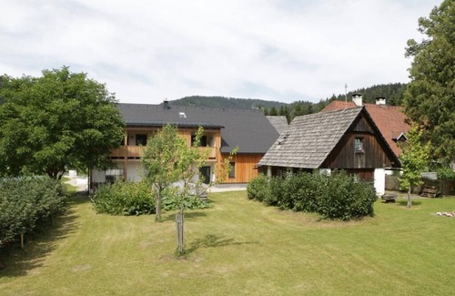Goestling an der Ybbs Apartment | Modern and high-quality furnished vacation apartment (62 sqm) with sun terrace