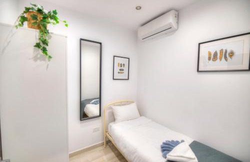 Ta' Giorni Apartment | Modern and bright 2bedroom with terrace SARD1-1