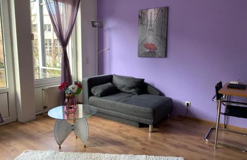 Friesdorf Apartment | Modern and central, near Rhein & museums, fully furnished