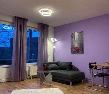 Friesdorf Apartment | Modern and central, near Rhein & museums, fully furnished