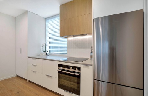 Christchurch City Centre Cottage | Modern and Central - Christchurch Apartment