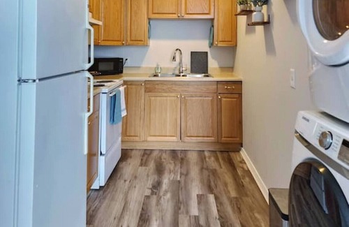 Indian Orchard Apartment | Modern and chic home with fine furnishing.