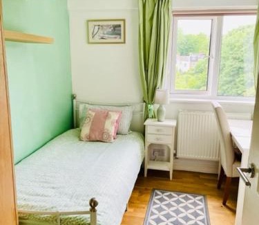 Sydenham House | Modern and chic rooms with beautiful landscape views