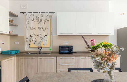 Bugibba Apartment | ★Modern And Cozy Apartment ,Close to The Sea ★3