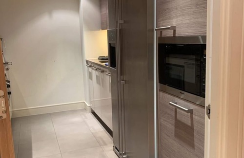 Parsons Green and Walham Apartment | Modern and gorgeous flat in Chelsea, London