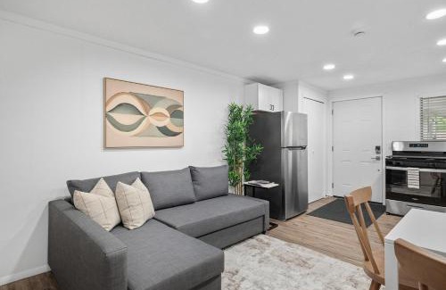 Bakerstown Apartment | Modern and Quiet One Bedroom Apartment in Gibsonia, Pittsburgh, Unit 2
