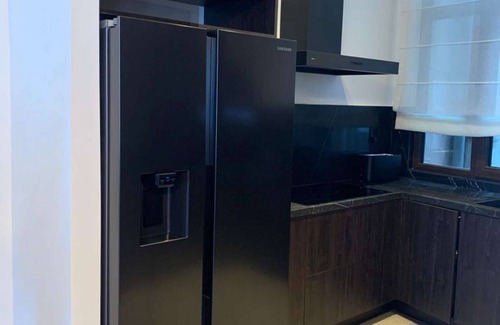 Antwerp Apartment | Modern and Stylish! Luxury apartment in the center of Antwerp. Private parking and fully serviced.