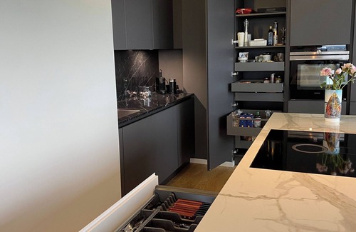 Gallus Apartment | Modern apartment near the Fair and Central Station