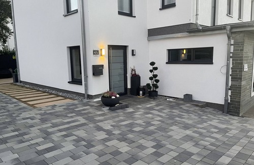 Usseln Apartment | Modern apartment centrally located