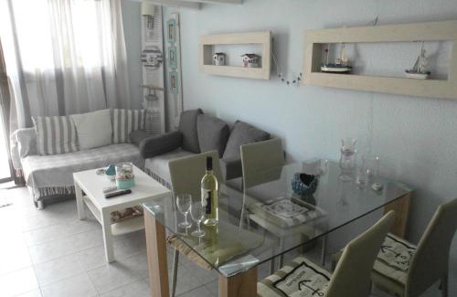 Skala Fourkas Apartment | Modern Apartment 100m. from the Sea