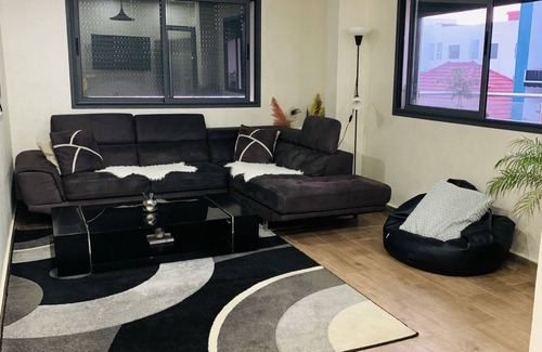 Mehdya Apartment | Modern apartment 2min walk from mehdia beach
