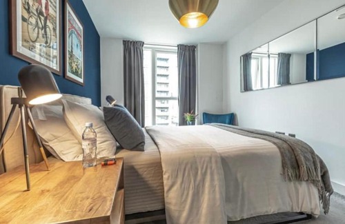 Tottenham Hale Apartment | Modern Apartment close to the subway in London