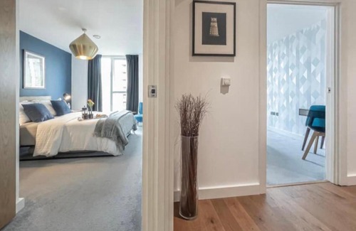 Tottenham Hale Apartment | Modern Apartment close to the subway in London