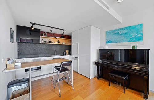 Fitzroy Apartment | Modern Apartment in Flawless Fitzroy+WIFI