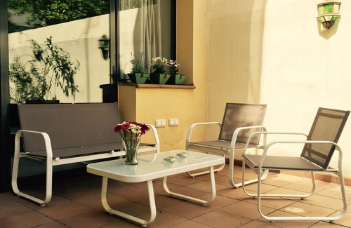 la Vila de Gracia Apartment | Modern Apartment in Gracia with Private Pool
