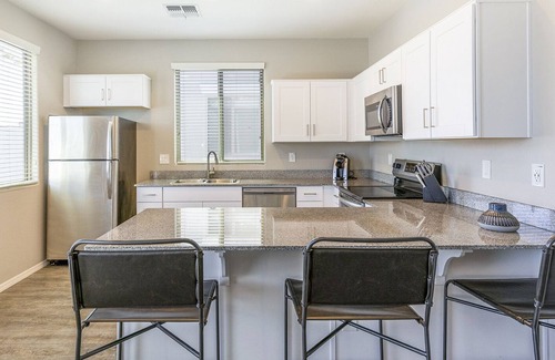 Estrella Village Apartment | Modern Apartment in Prime Location (ID7861X78)