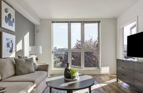 New Tacoma Apartment | Modern Apartment in Prime Location (ID6509X60)