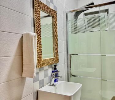 Amman Apartment | Modern Apartment in Prime Location - Jabal Amman