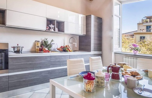 Sorrento City Centre Apartment | Modern apartment in Sorrento centre