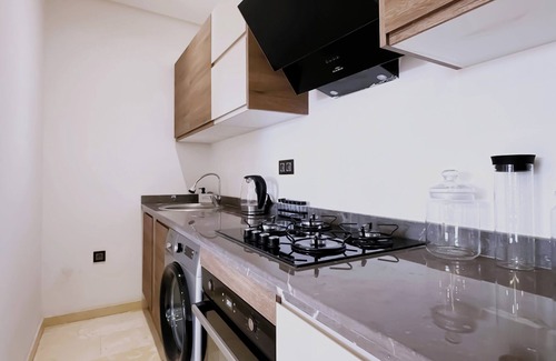 Camp El Ghoul Apartment | Modern apartment in top location Guéliz Marrakech