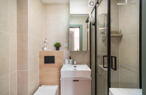 Mirow Apartment | Modern Apartment in the city center