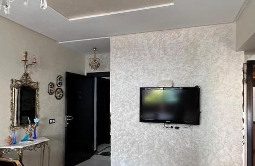 Ahriq Apartment | Modern Apartment in the downtown