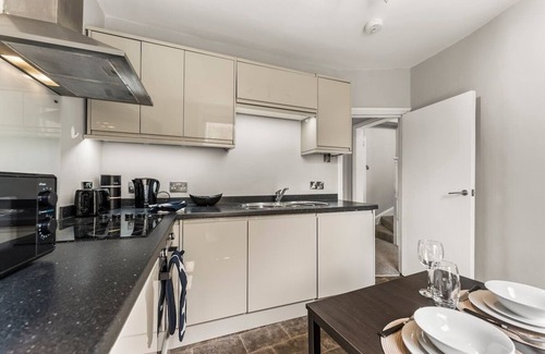 Bath Apartment | Modern Apartment in the Heart of Bath