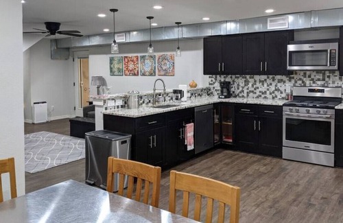 Galindo House | Modern Apartment in the Middle of it All