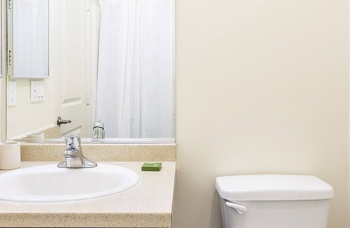 Chula Vista Apartment | Modern Apartment in Prime Location (ID6986X77)