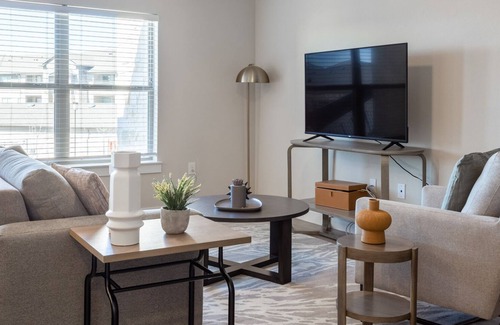 San Marcos Apartment | Modern Apartment in Prime Location (ID8181X25)