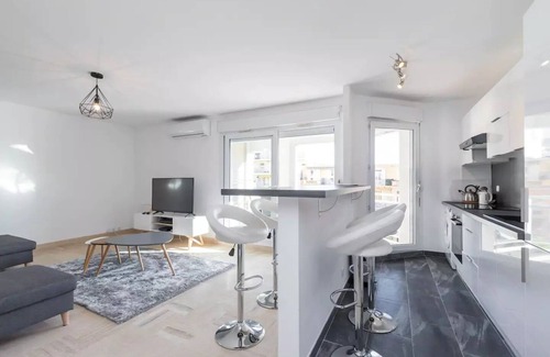 Beausoleil Apartment | Modern apartment just outside Monaco