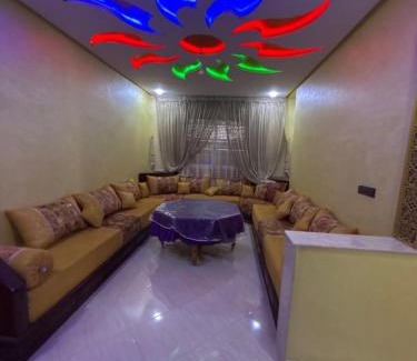 Dcheira El Jihadia Apartment | Modern Apartment near Agadir - Fast WiFi & Parking