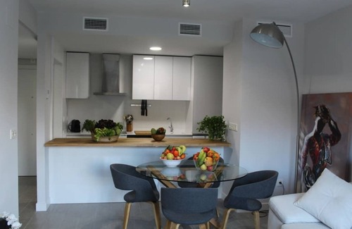 Playa de San Juan Apartment | Modern apartment near the beach