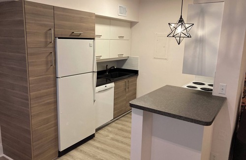 Myers Park Condo | Modern Apartment Near Uptown Charlotte