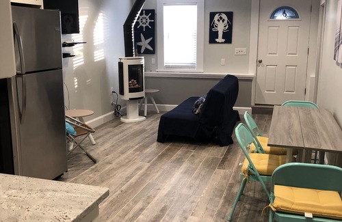 Salisbury Apartment | Modern apartment on Salisbury Beach