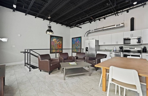 Historic District - North Condo | Modern Apartment w/Amazing Historic District Location by Lucky Savannah