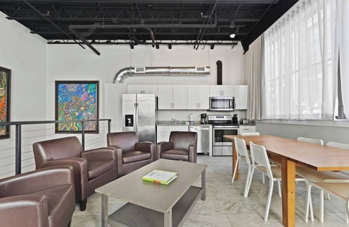 Historic District - North Condo | Modern Apartment w/Amazing Historic District Location by Lucky Savannah
