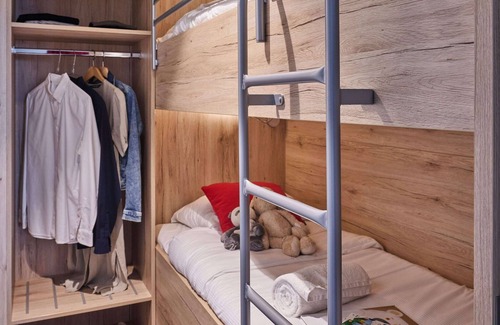 Zeebrugge Apartment | Modern Apartment With a Dishwasher