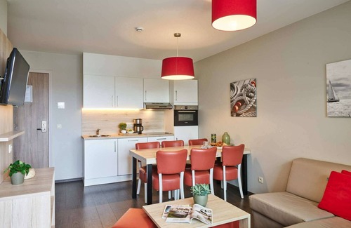 Lissewege Apartment | Modern Apartment With a Dishwasher
