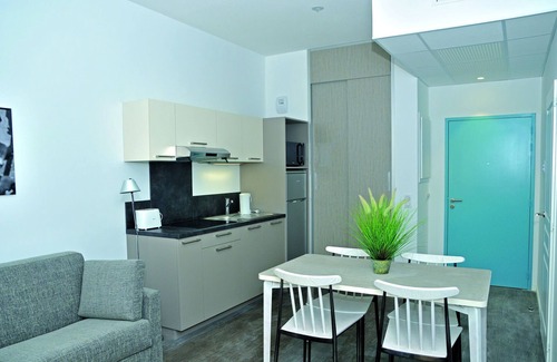 Jonzac Apartment | Modern apartment with a balcony located 500m from a spa town