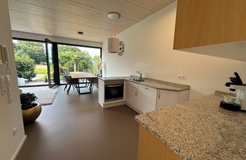 Dafern Apartment | Modern apartment with a view