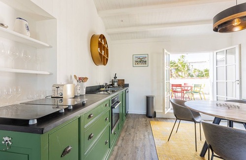 Ars-en-Re Apartment | Modern apartment with large terrace in Ars-en-Ré