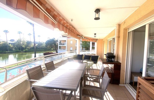 Le Cannet Apartment | Modern apartment with lake view and pool 10 minutes from Cannes