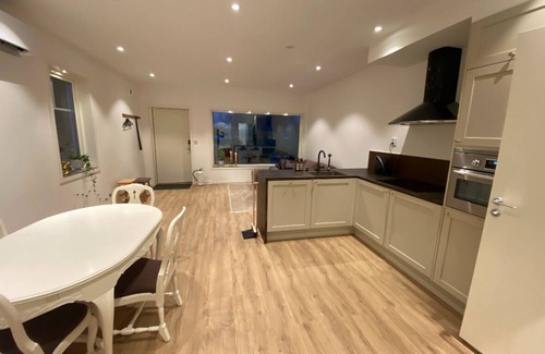 Karlsborg Municipality Apartment | Modern apartment with lake view & sauna